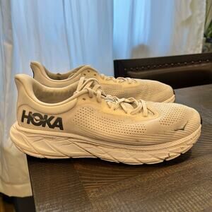 Hoka arahi 7 white running shoes 10 D men